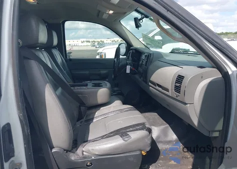 2008 Chevrolet Silverado 1500 Work Truck from USA, damaged, VIN 1GCEC19X58Z277902